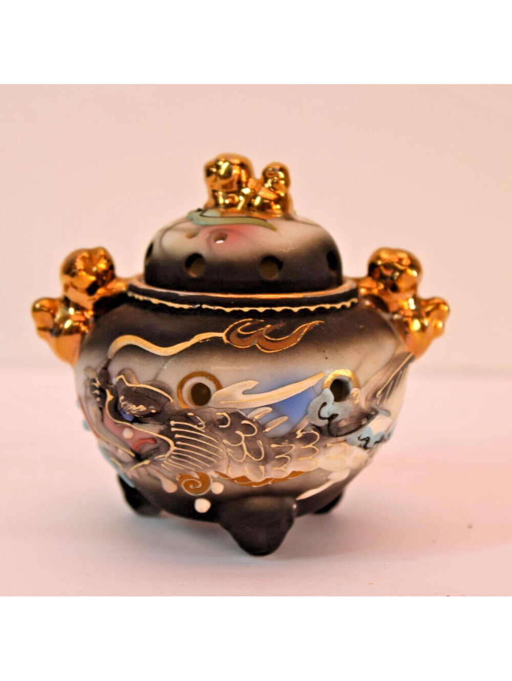 Vtg Japanese Moriage Dragonware 3D Hand Painted Dragon Diffuser Gold Trim
